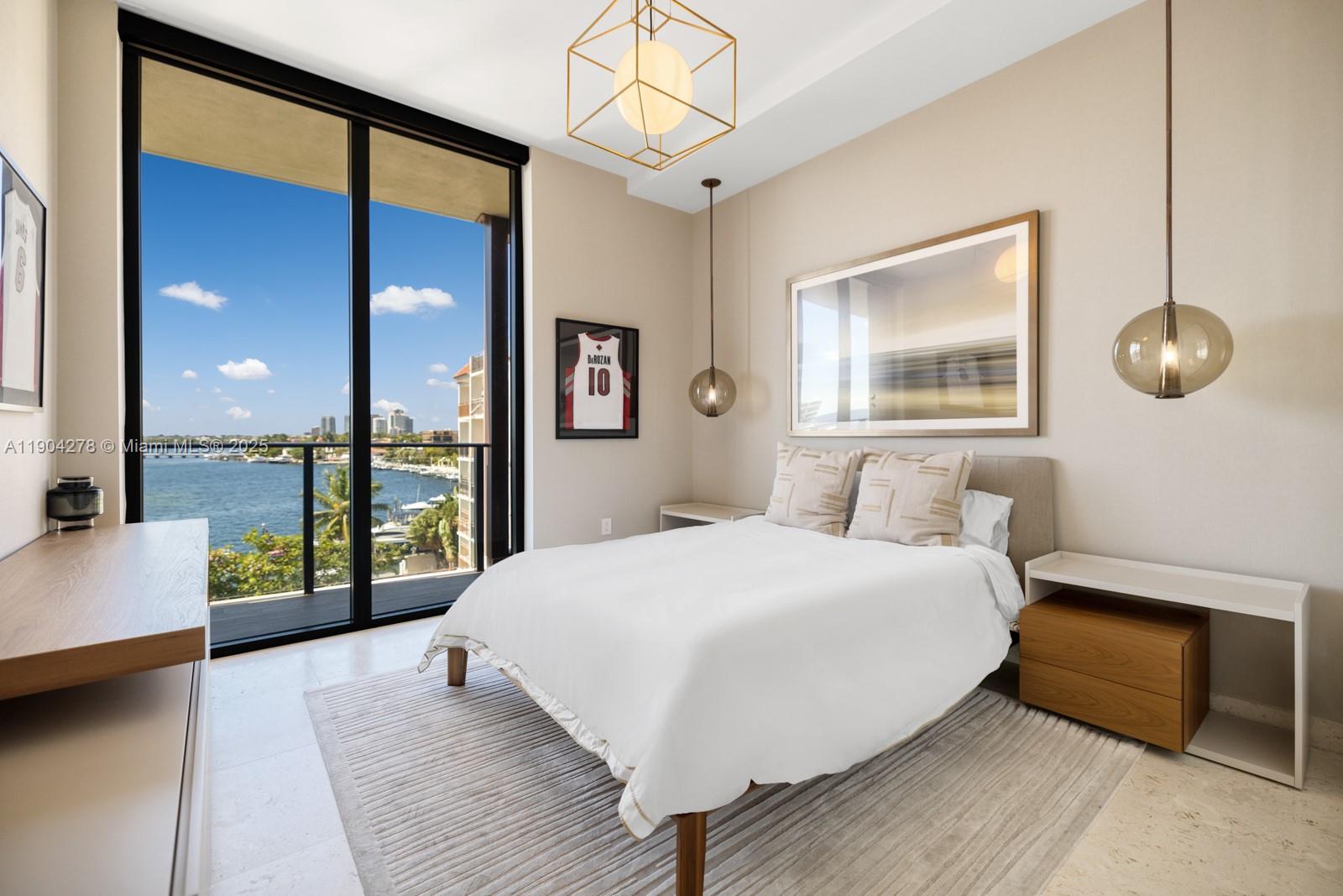 BRICKELLS FLAGLER - Residential