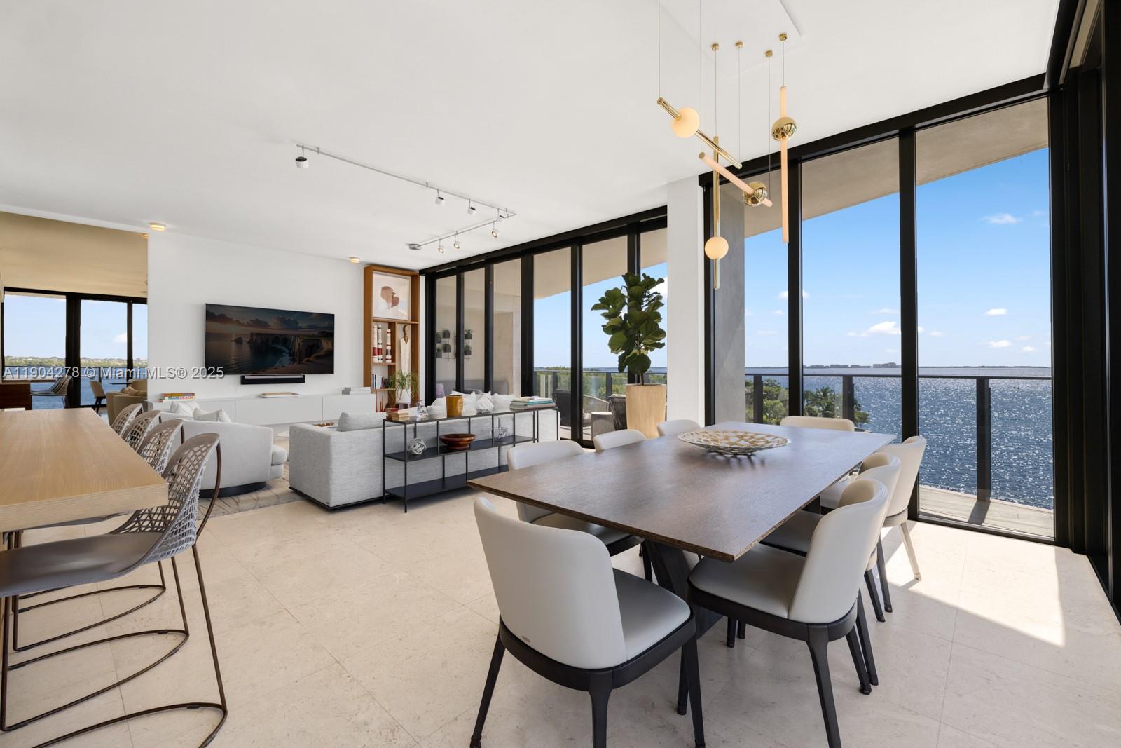 BRICKELLS FLAGLER - Residential