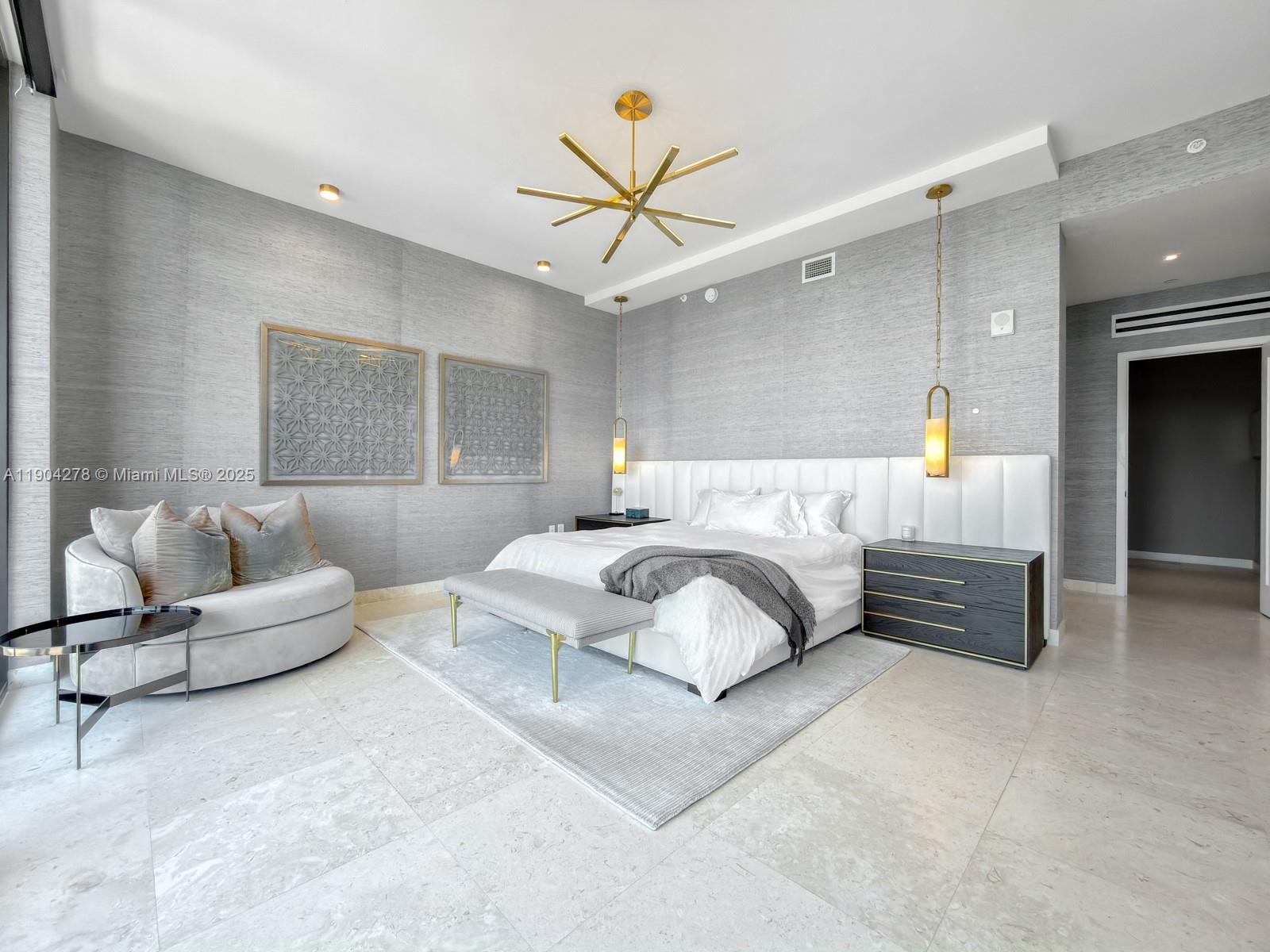 BRICKELLS FLAGLER - Residential