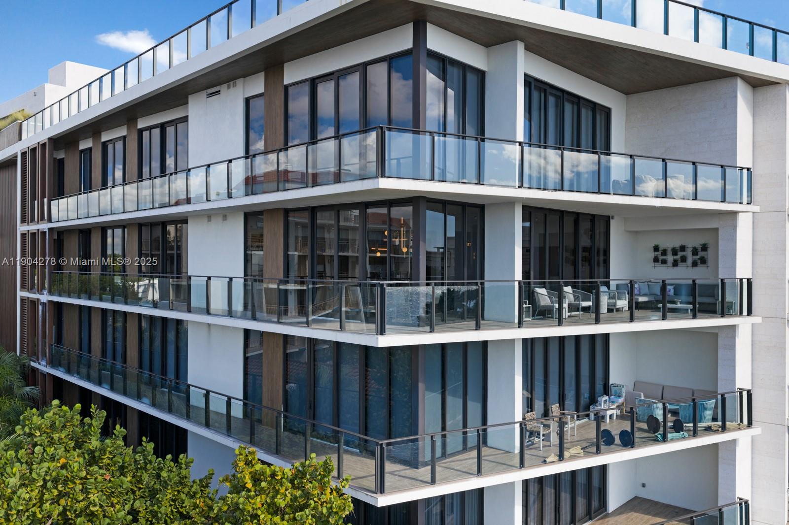 BRICKELLS FLAGLER - Residential