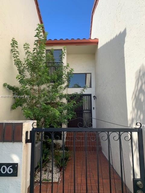 CONDO F AT MEDITERRANEA - Residential