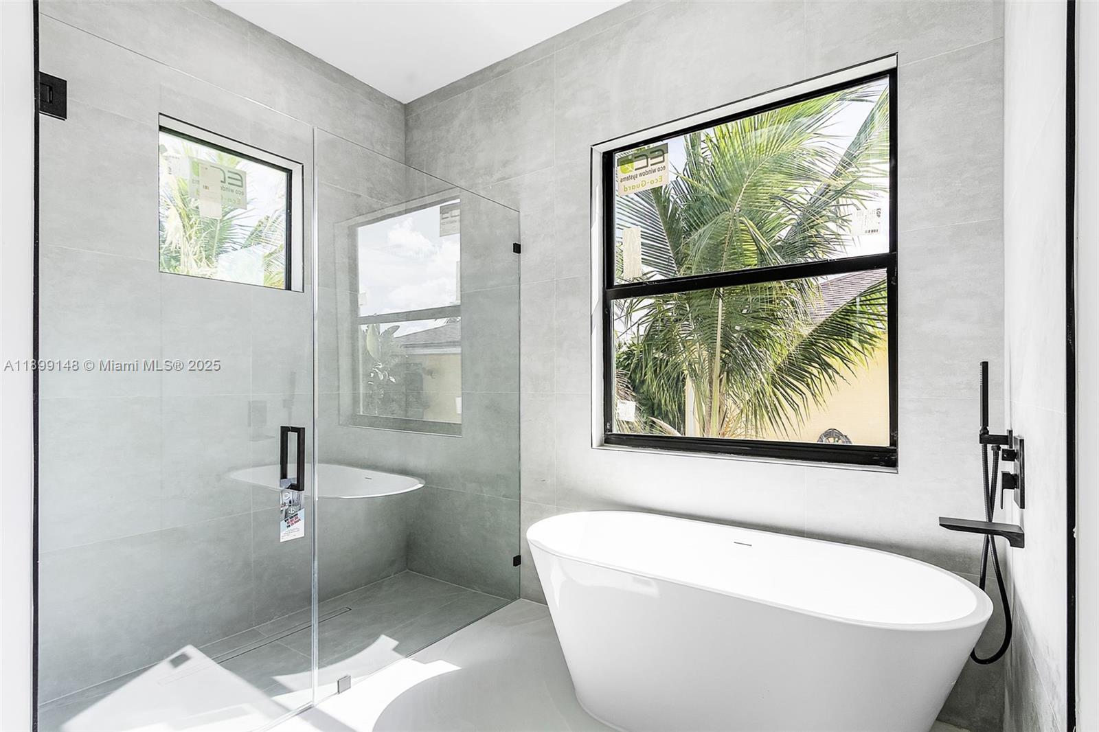 CAPE CORAL UNIT 90 - Residential