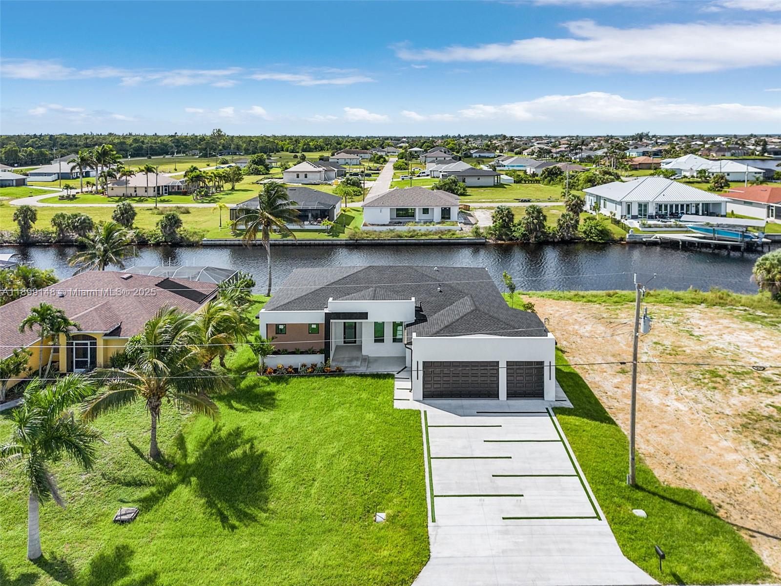 CAPE CORAL UNIT 90 - Residential