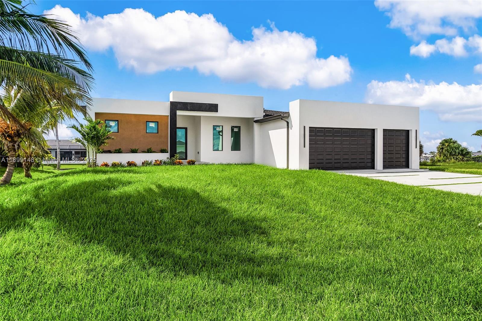 CAPE CORAL UNIT 90 - Residential