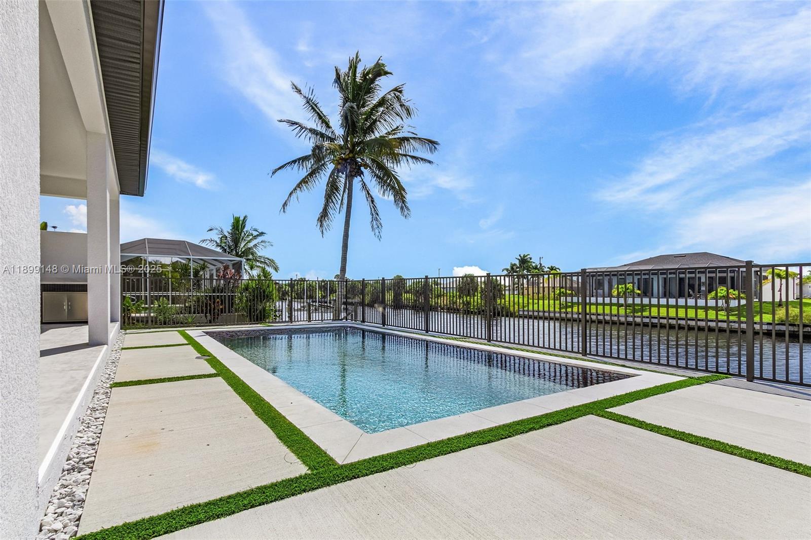 CAPE CORAL UNIT 90 - Residential