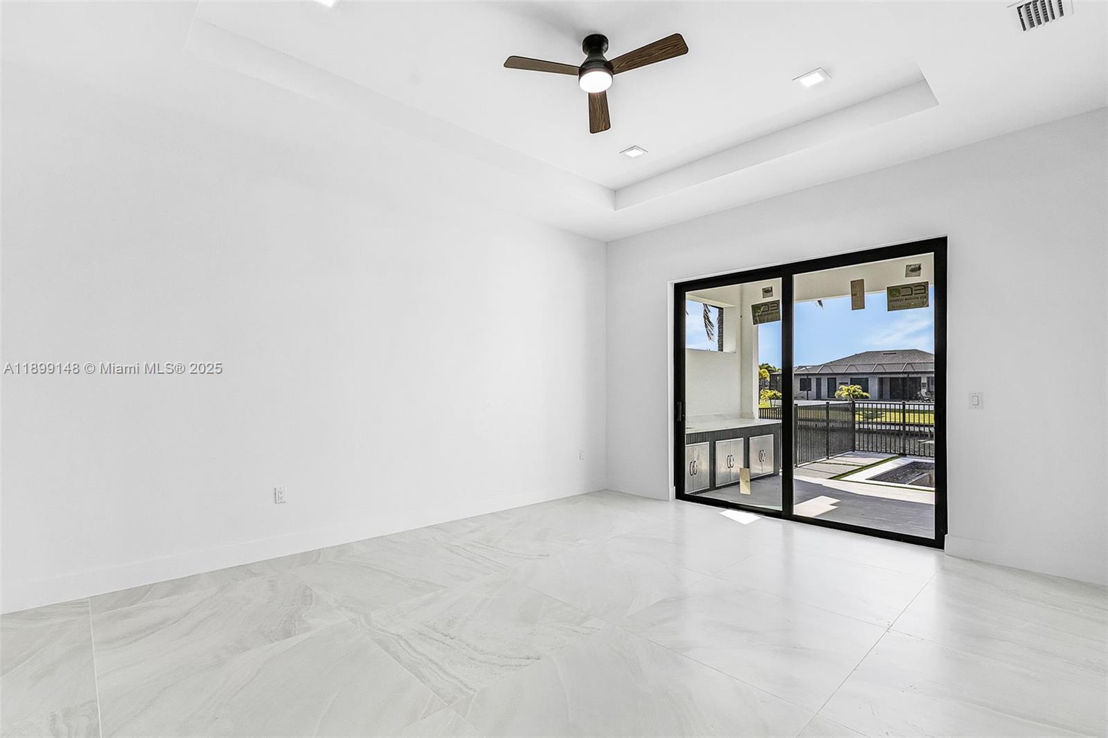 CAPE CORAL UNIT 90 - Residential