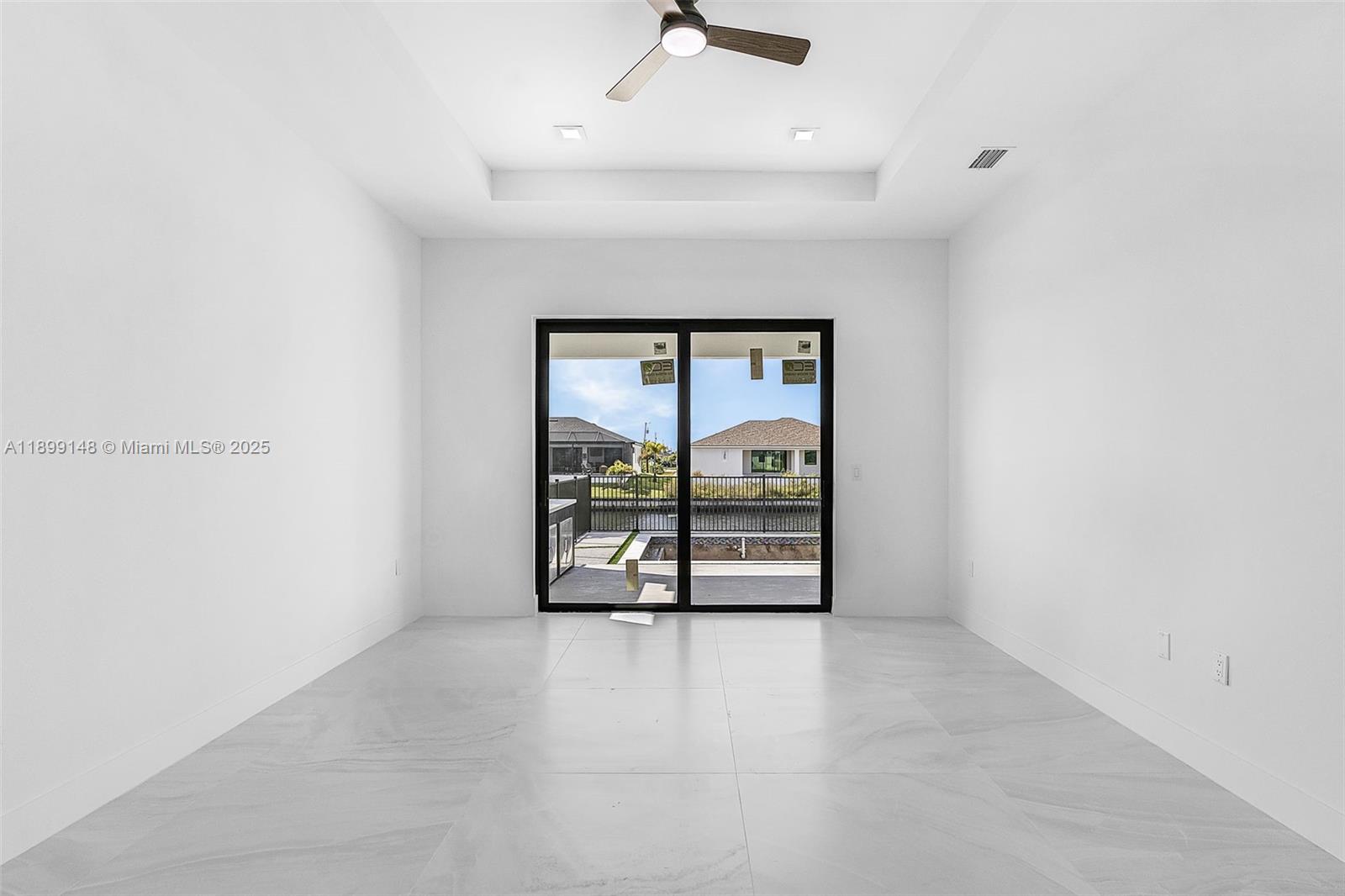 CAPE CORAL UNIT 90 - Residential