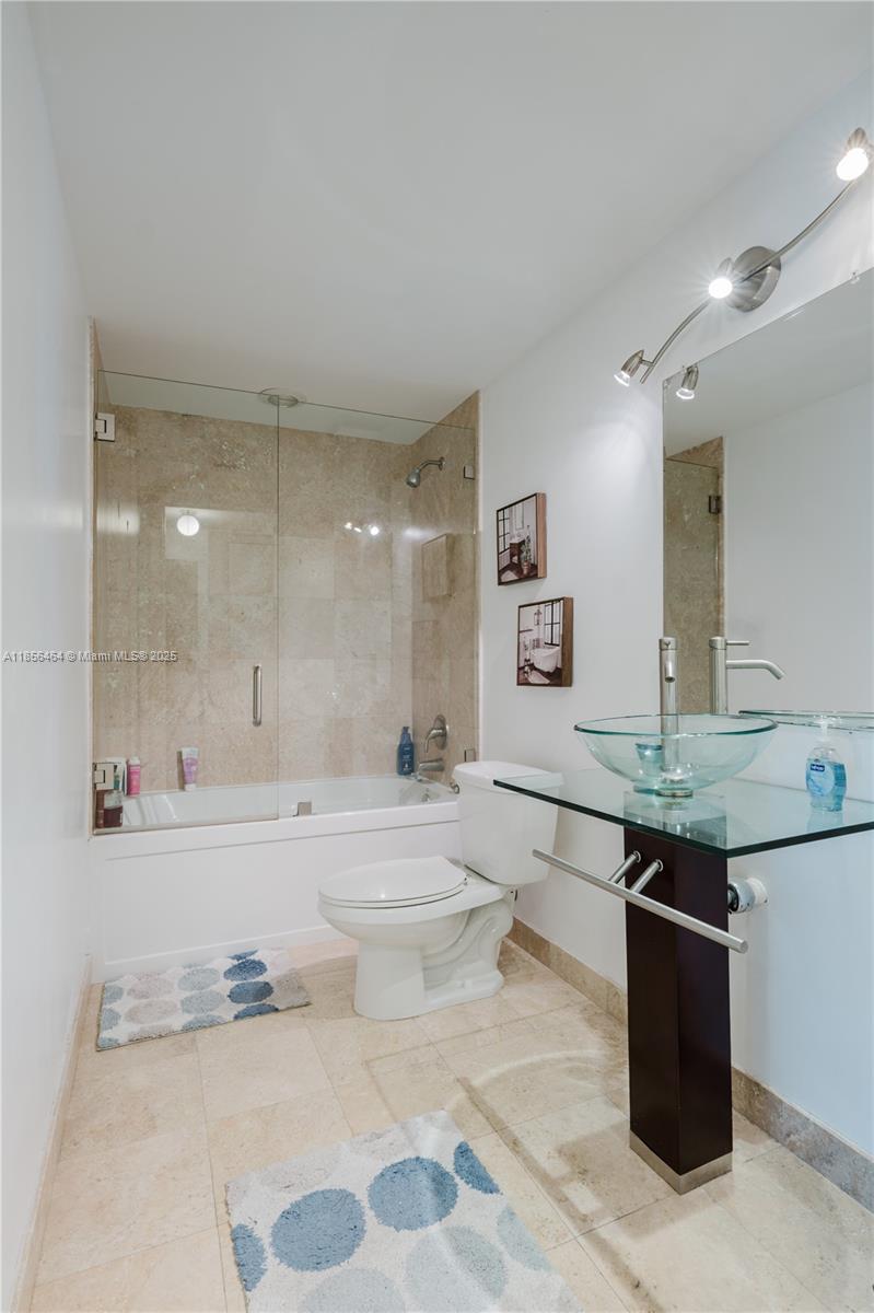 WIND CONDO - Residential