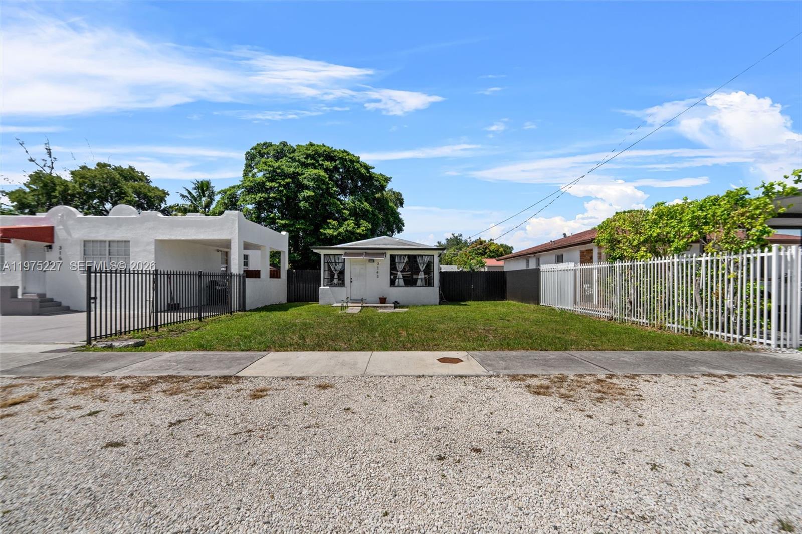 HIALEAH HEIGHTS - Residential