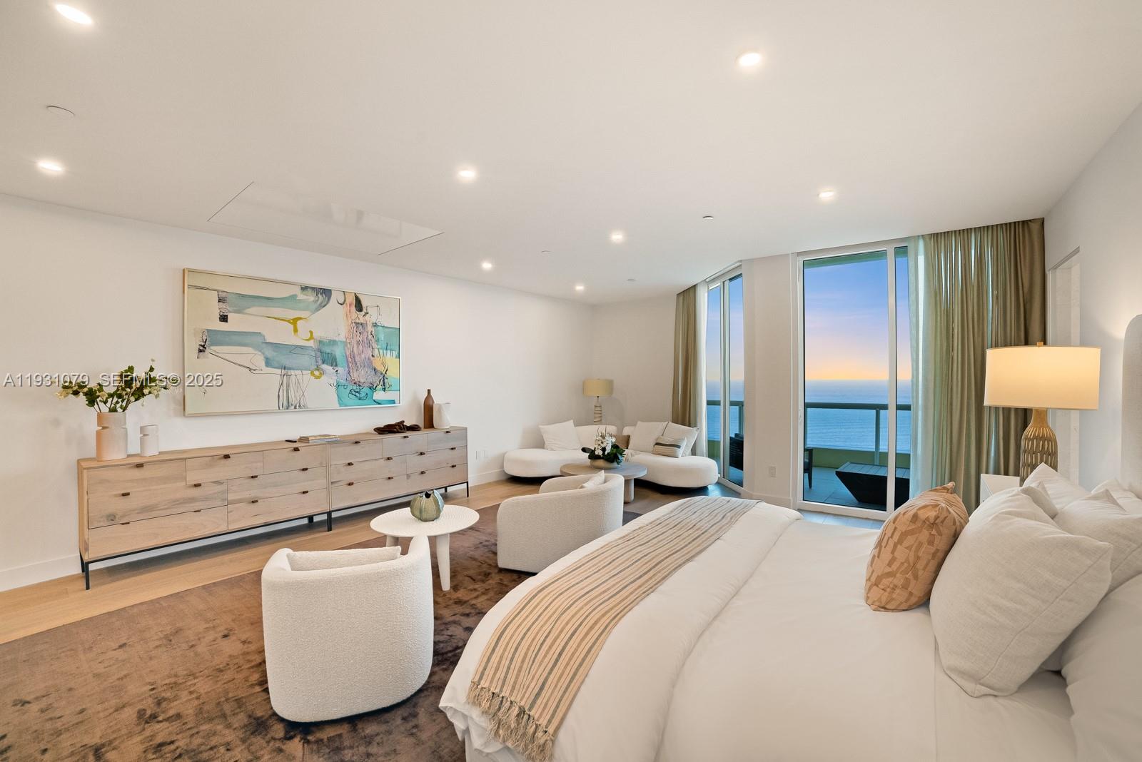 ACQUALINA OCEAN RESIDENCE - Residential