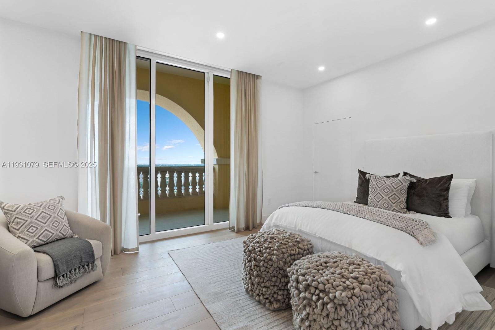 ACQUALINA OCEAN RESIDENCE - Residential