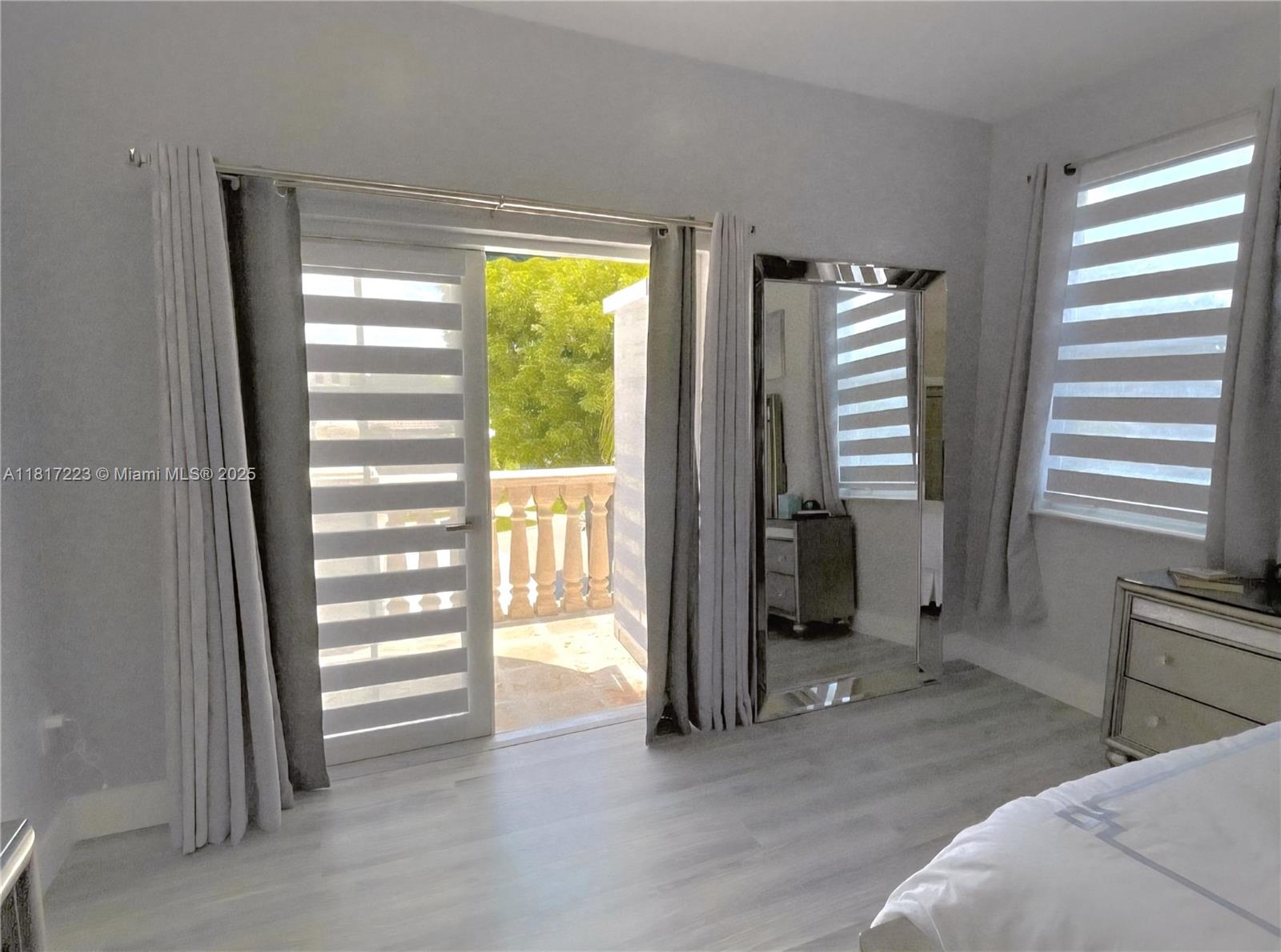 KENDALL COUNTRY ESTATES. - Residential