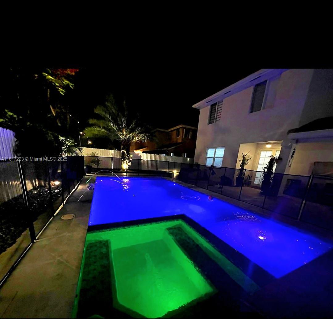 14121 Sw 152nd Ter, Miami, Broward County, Florida - 5 Bedrooms  
3 Bathrooms - 