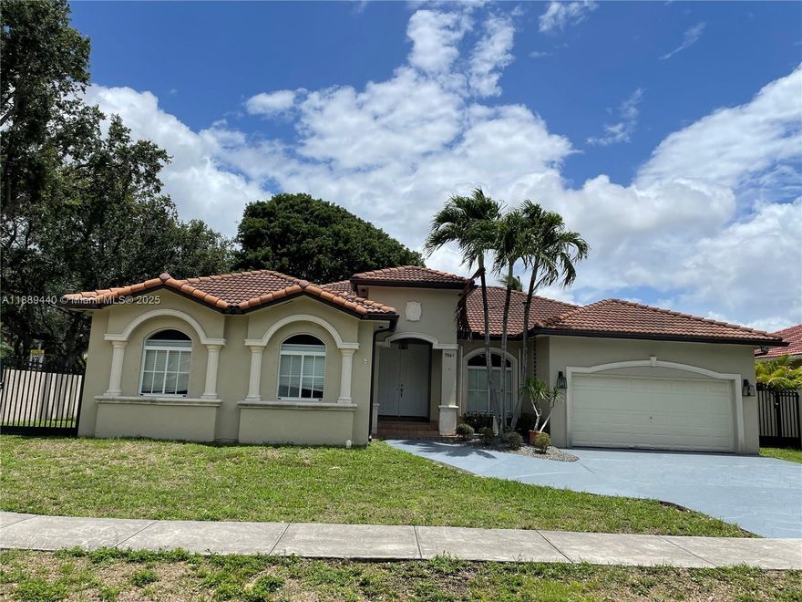 Short term 6 month or less rental possible available, call for details for this Beautiful spacious, 4 bedroom, 2 bathroom home in the heart of Miami Lakes available for rent! Home is near a variety of well-known shops, restaurants, and a major highway (Palmetto Expressway)! No HOA, No HOA Approval needed property is in move in ready condition.