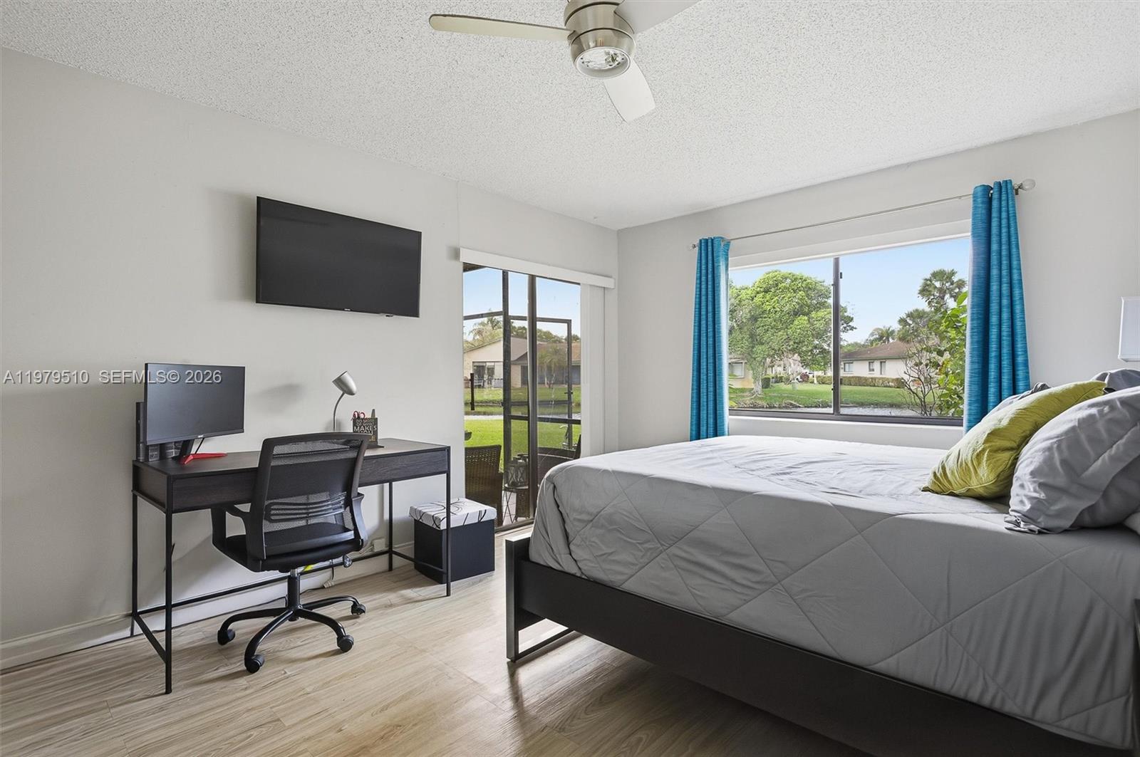 VILLAS OF BONAVENTURE AT - Residential