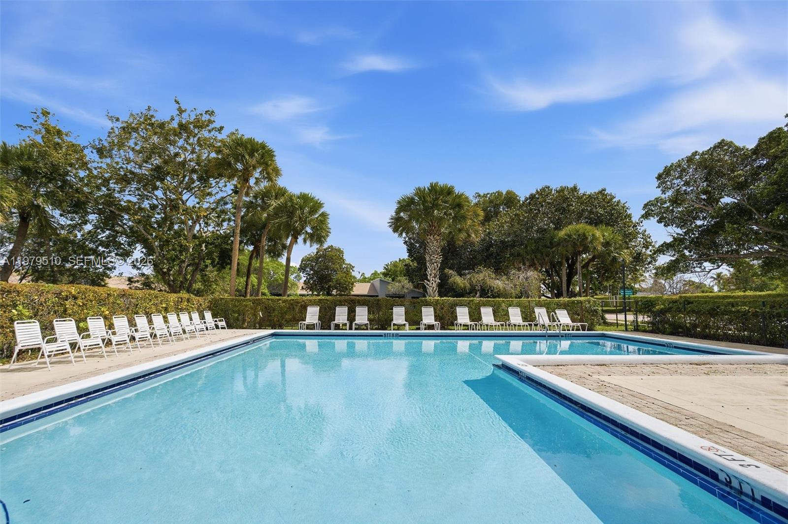 VILLAS OF BONAVENTURE AT - Residential