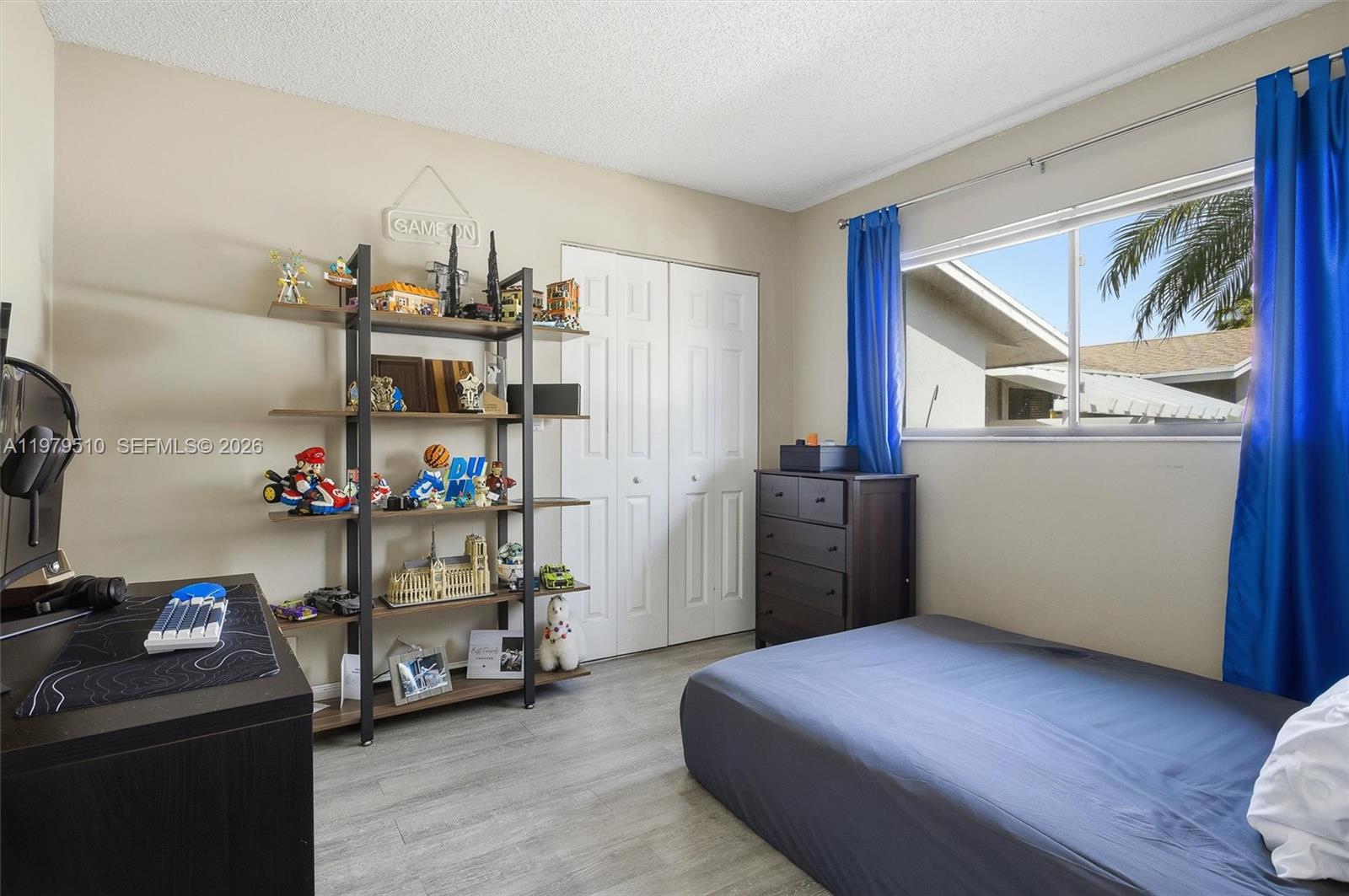 VILLAS OF BONAVENTURE AT - Residential