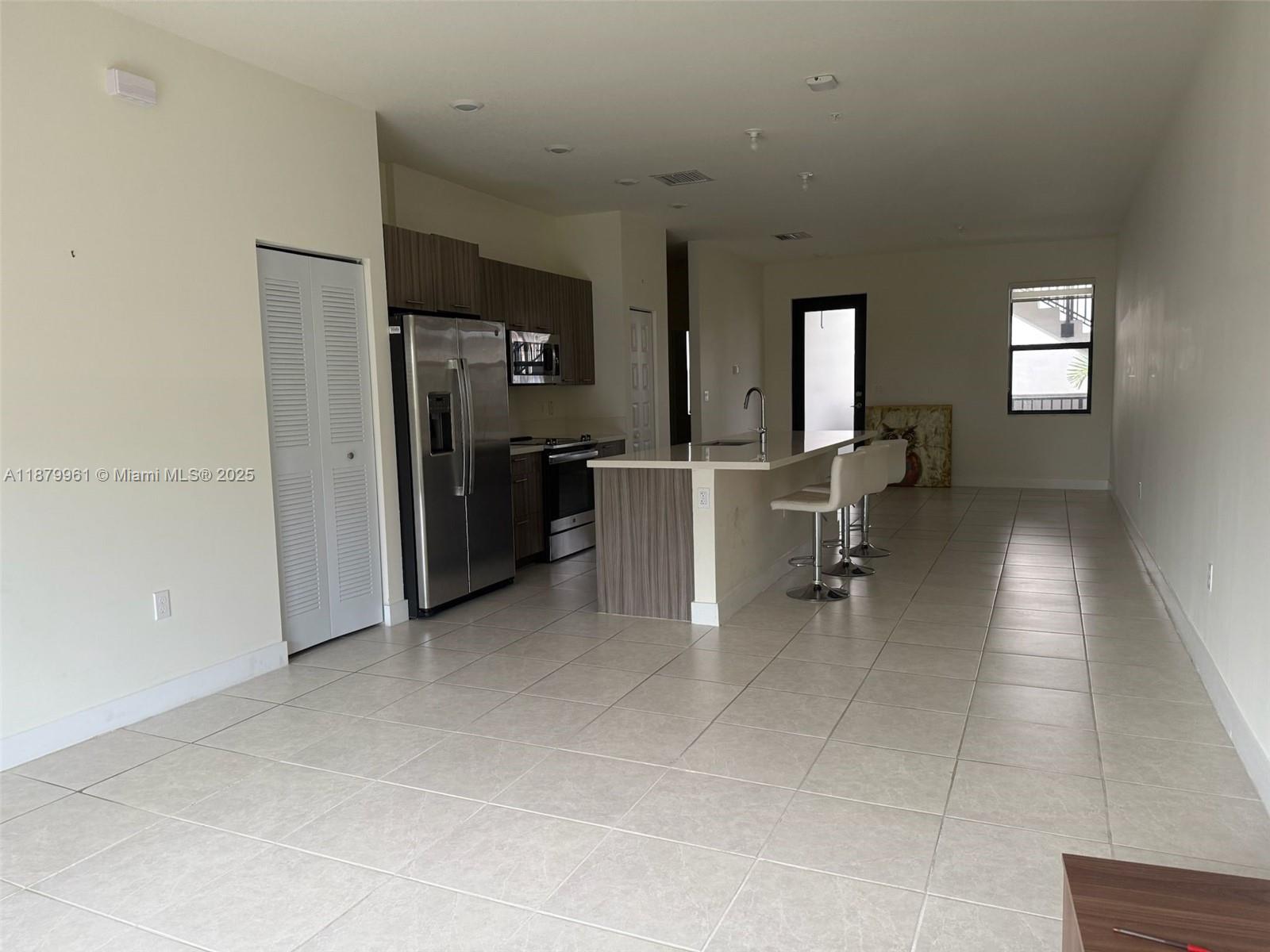 GRAND BAY SOUTH VILLAS - Residential Lease