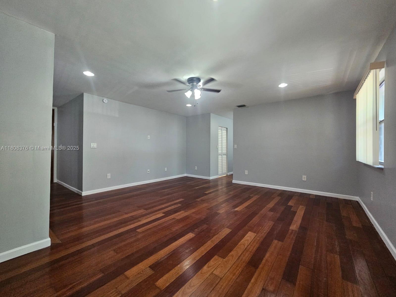 REDBRIDGE - Residential