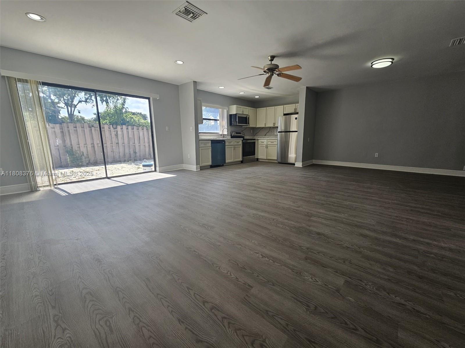 REDBRIDGE - Residential