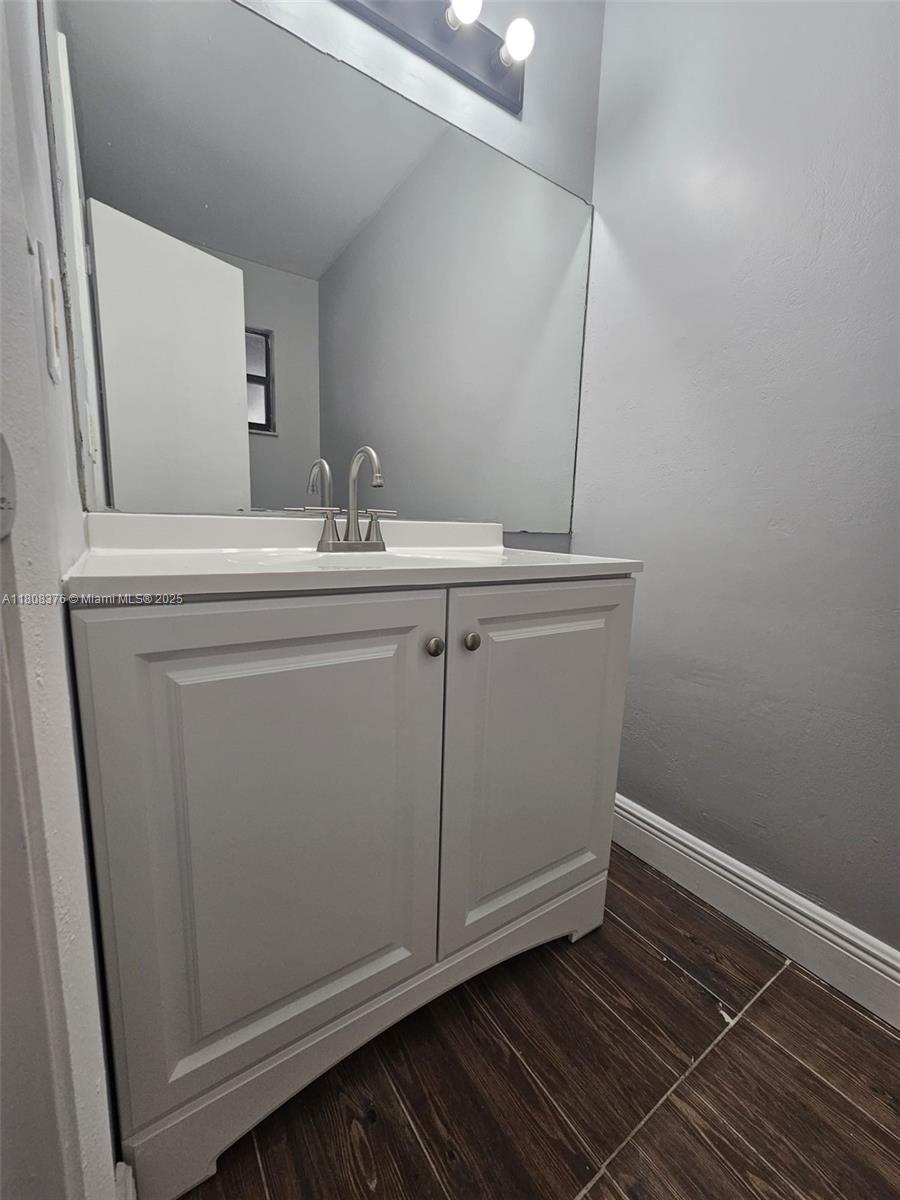 REDBRIDGE - Residential