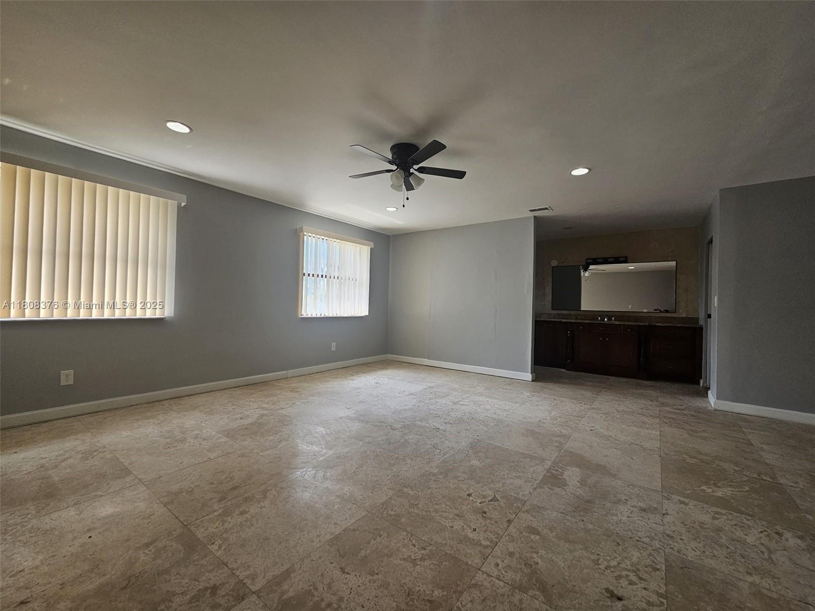 REDBRIDGE - Residential