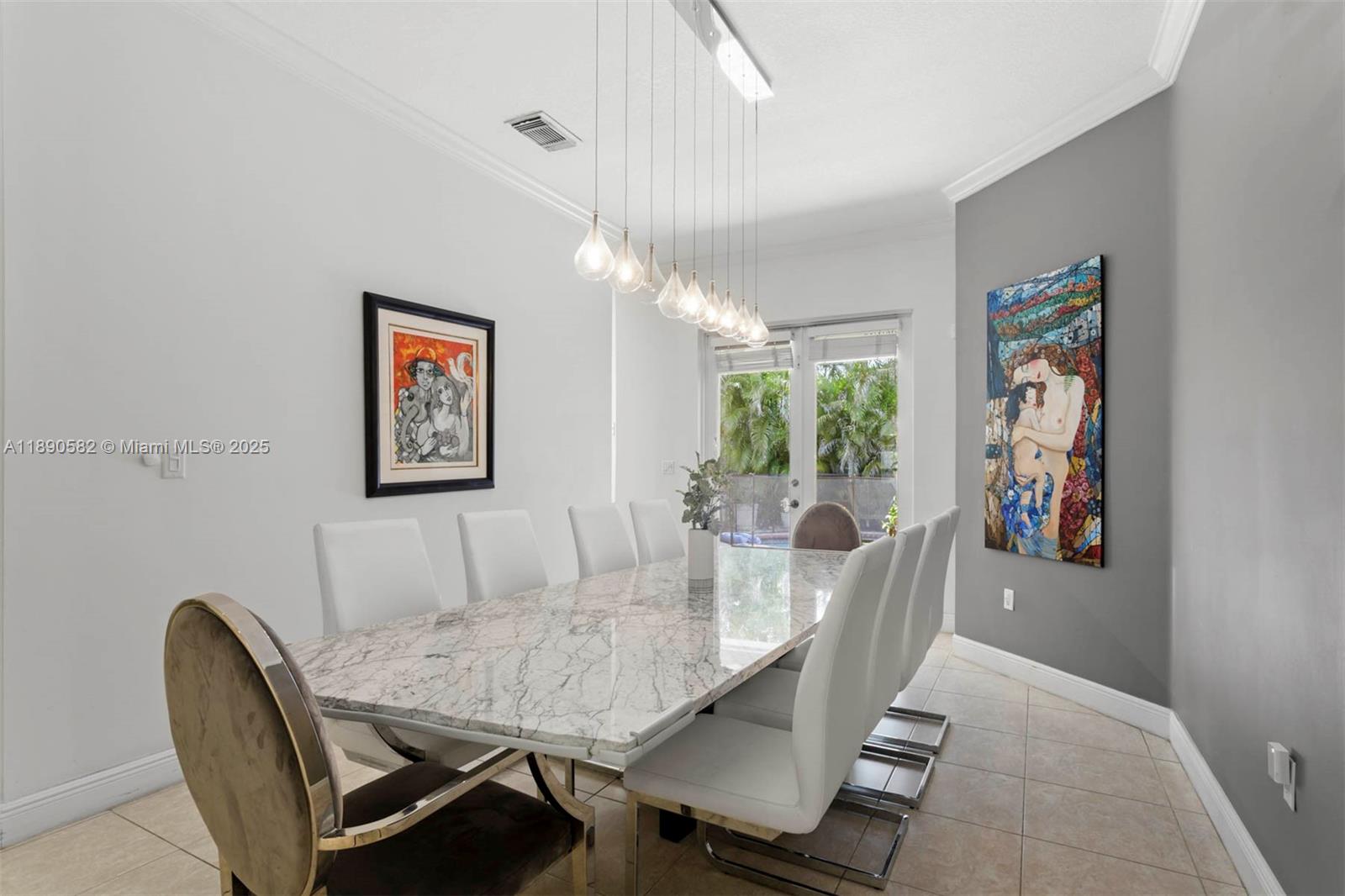 PINEWOOD GROVE - Residential Lease