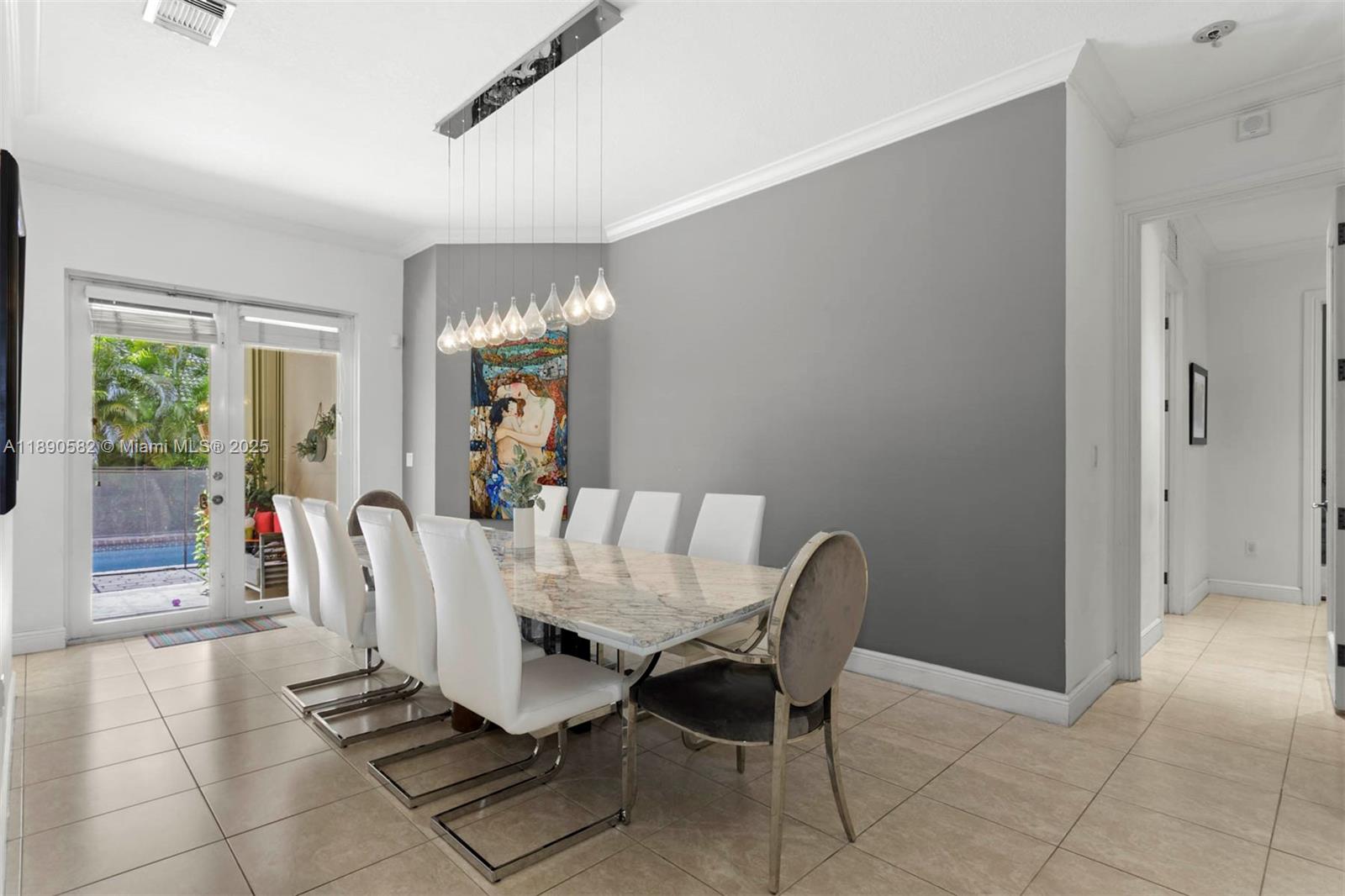 PINEWOOD GROVE - Residential Lease
