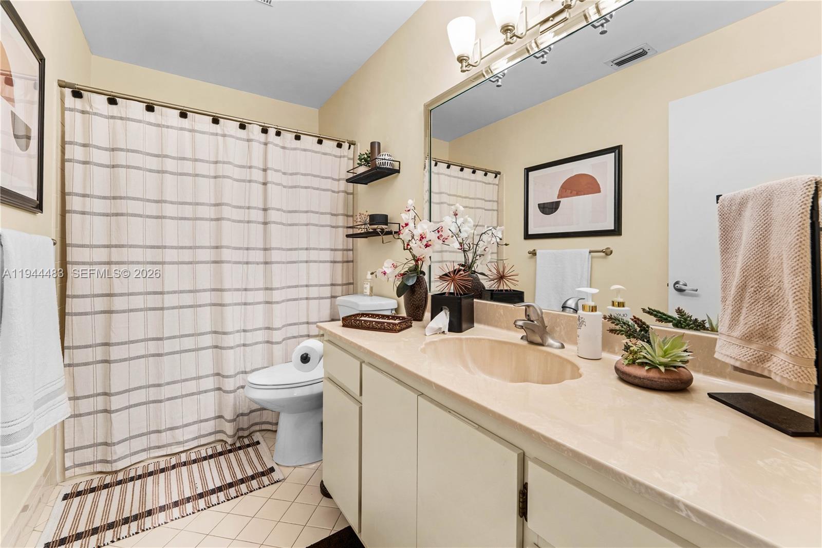 CYPRESS LAKES 9 - Residential