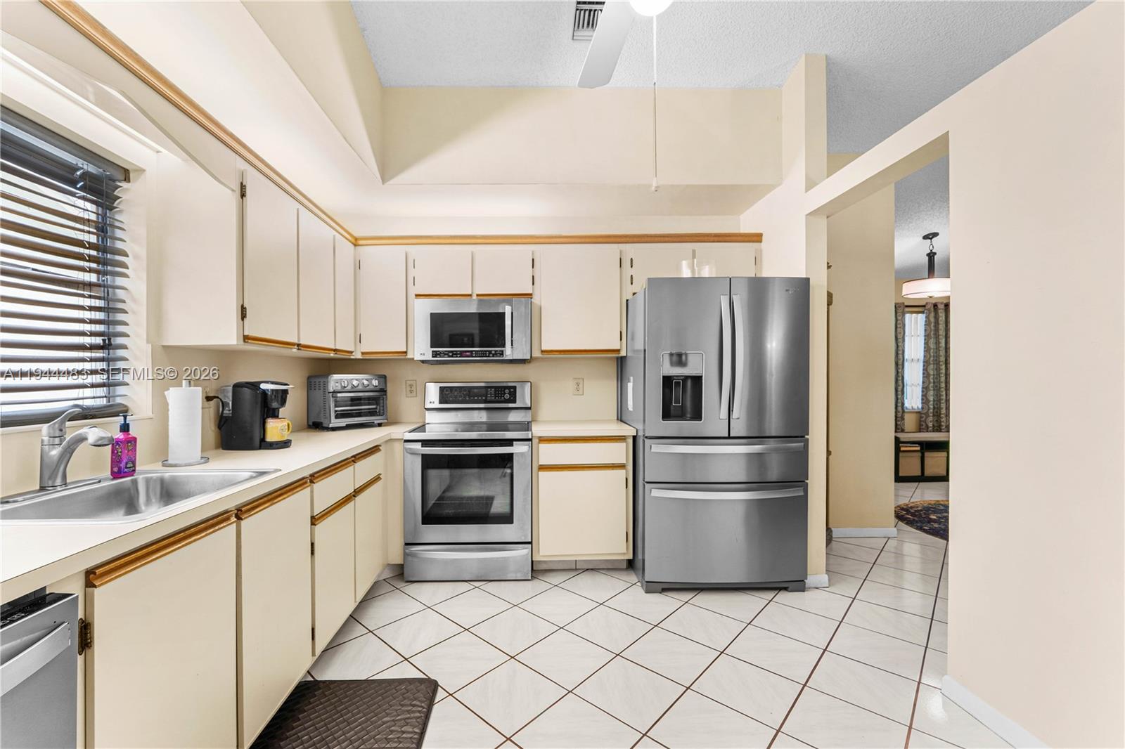 CYPRESS LAKES 9 - Residential