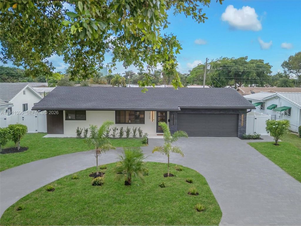 Photo of 2120 NE 55th Ct, Fort Lauderdale, FL 33308 (MLS # A11911096)