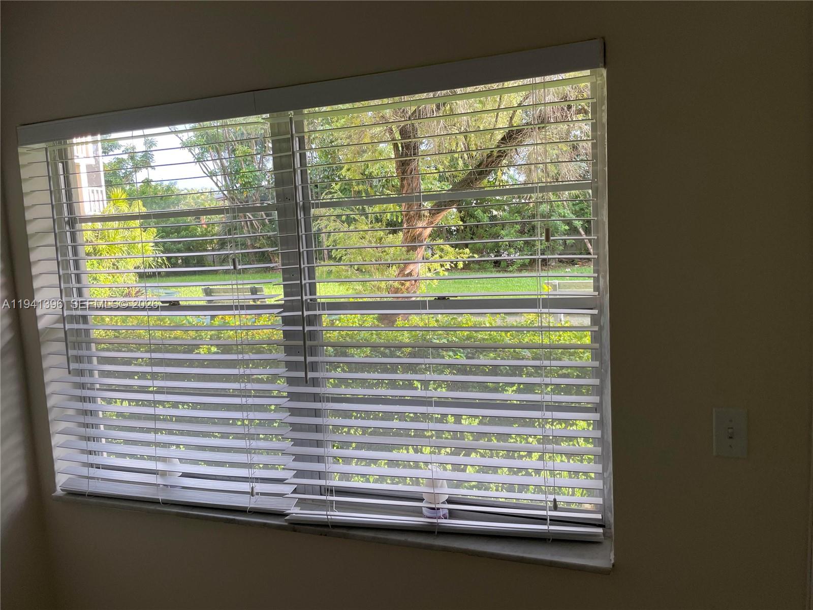 SEVENTEENTH GREEN CONDO - Residential