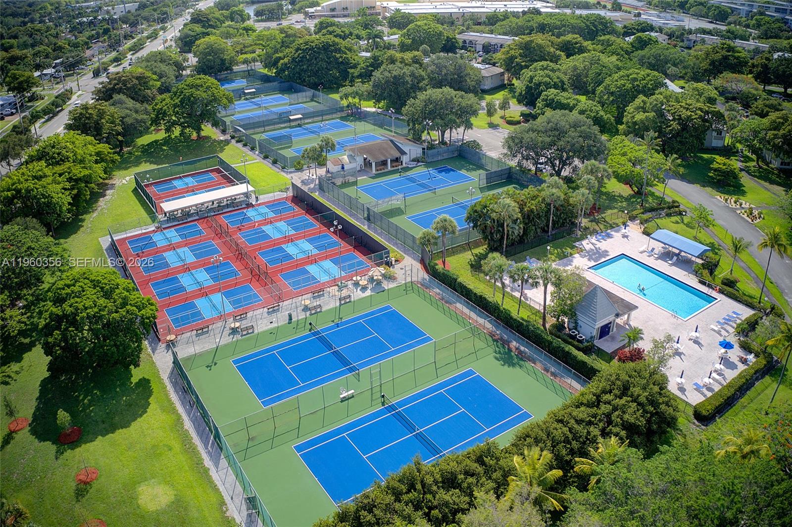 ELEUTHERA VILLAGE C CONDO - Residential