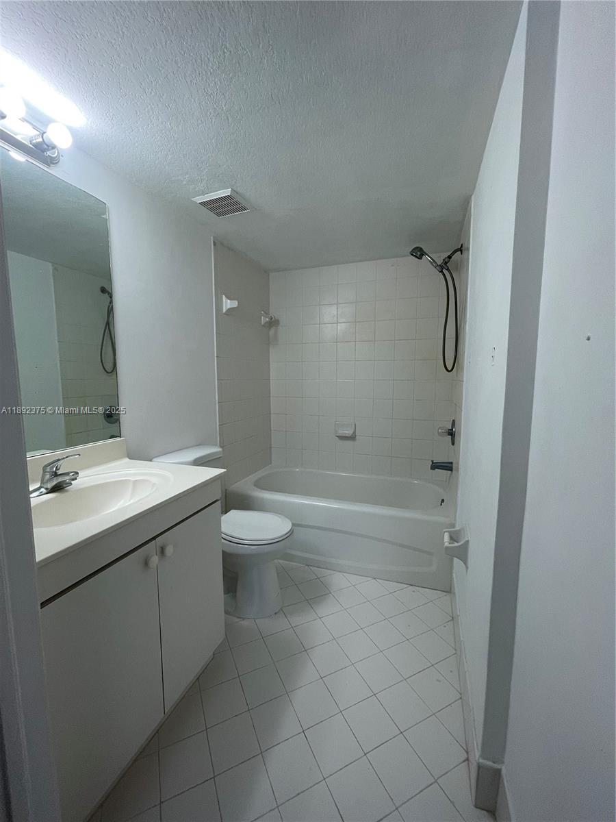 VENETIA GARDENS CONDO - Residential Lease
