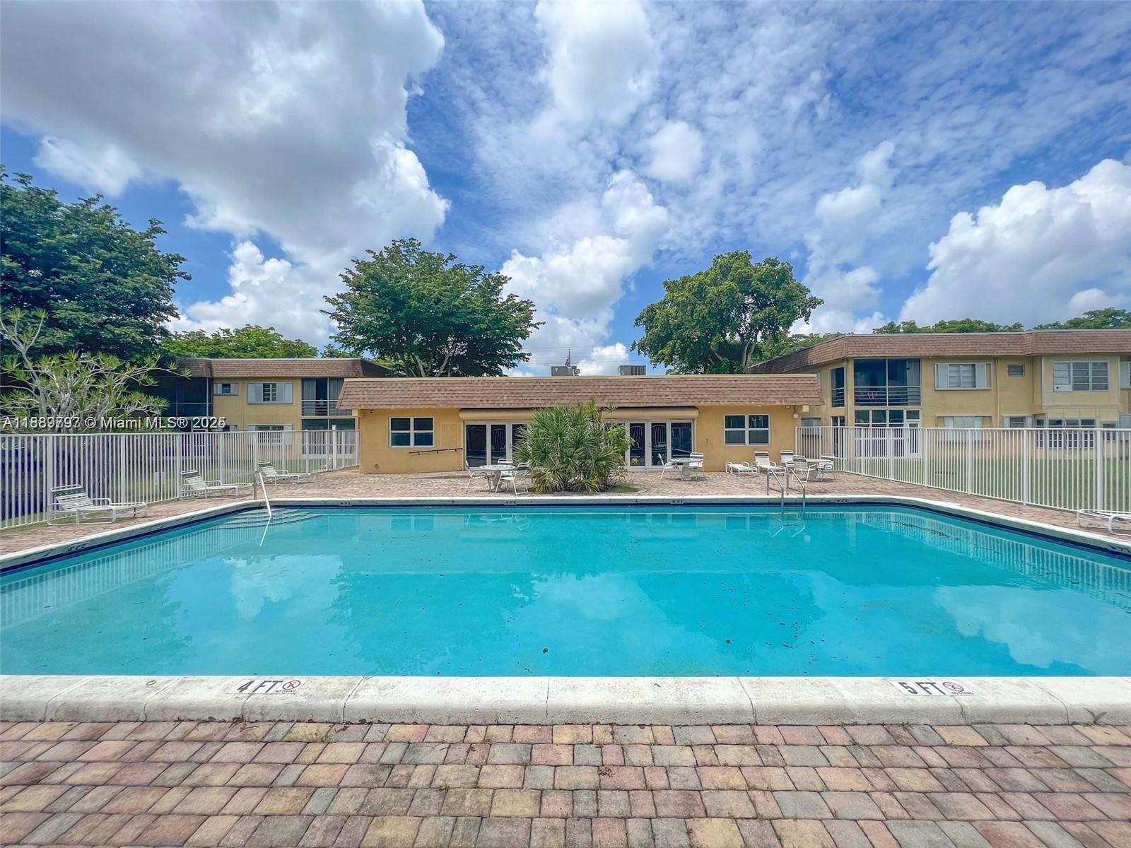 OAK HILLS CONDO NO V - Residential Lease