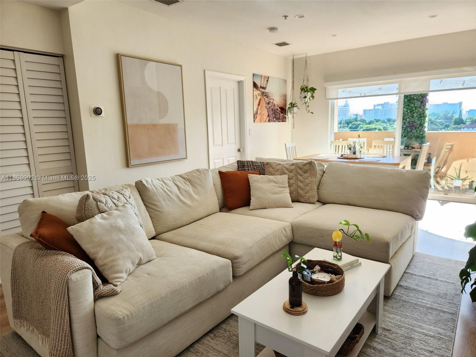 2280 SW 32nd Ave 313