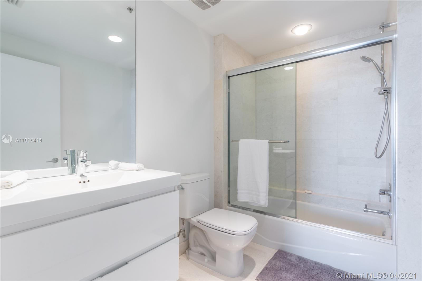 MARINA PALMS RESIDENCES N - Residential Lease