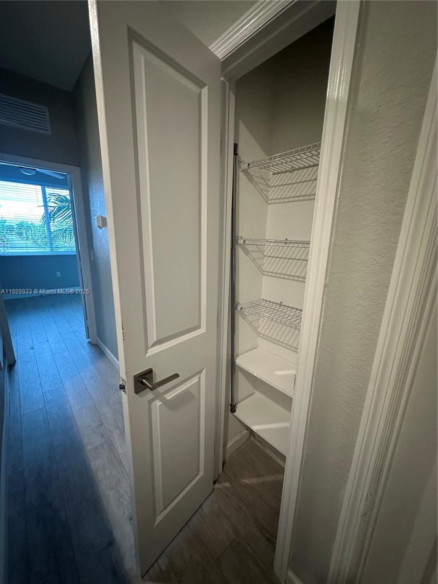 PRINCETON - Residential