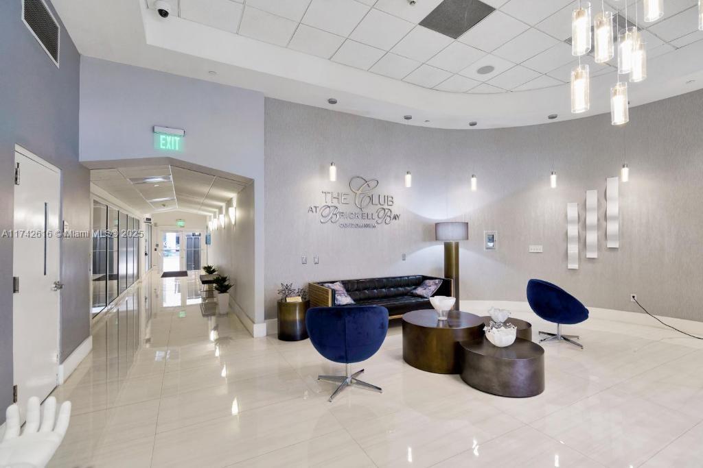 THE CLUB AT BRICKELL BAY - Residential