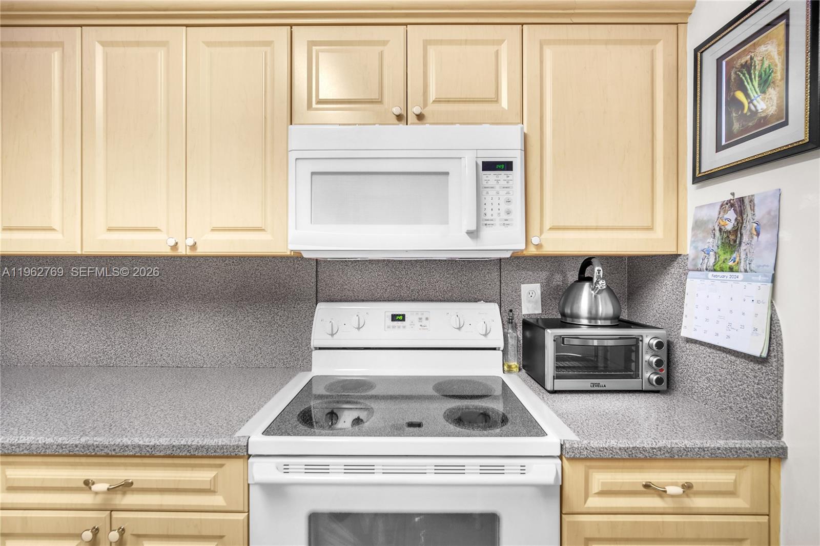 MANORS OF INVERRARY I-5 - Residential