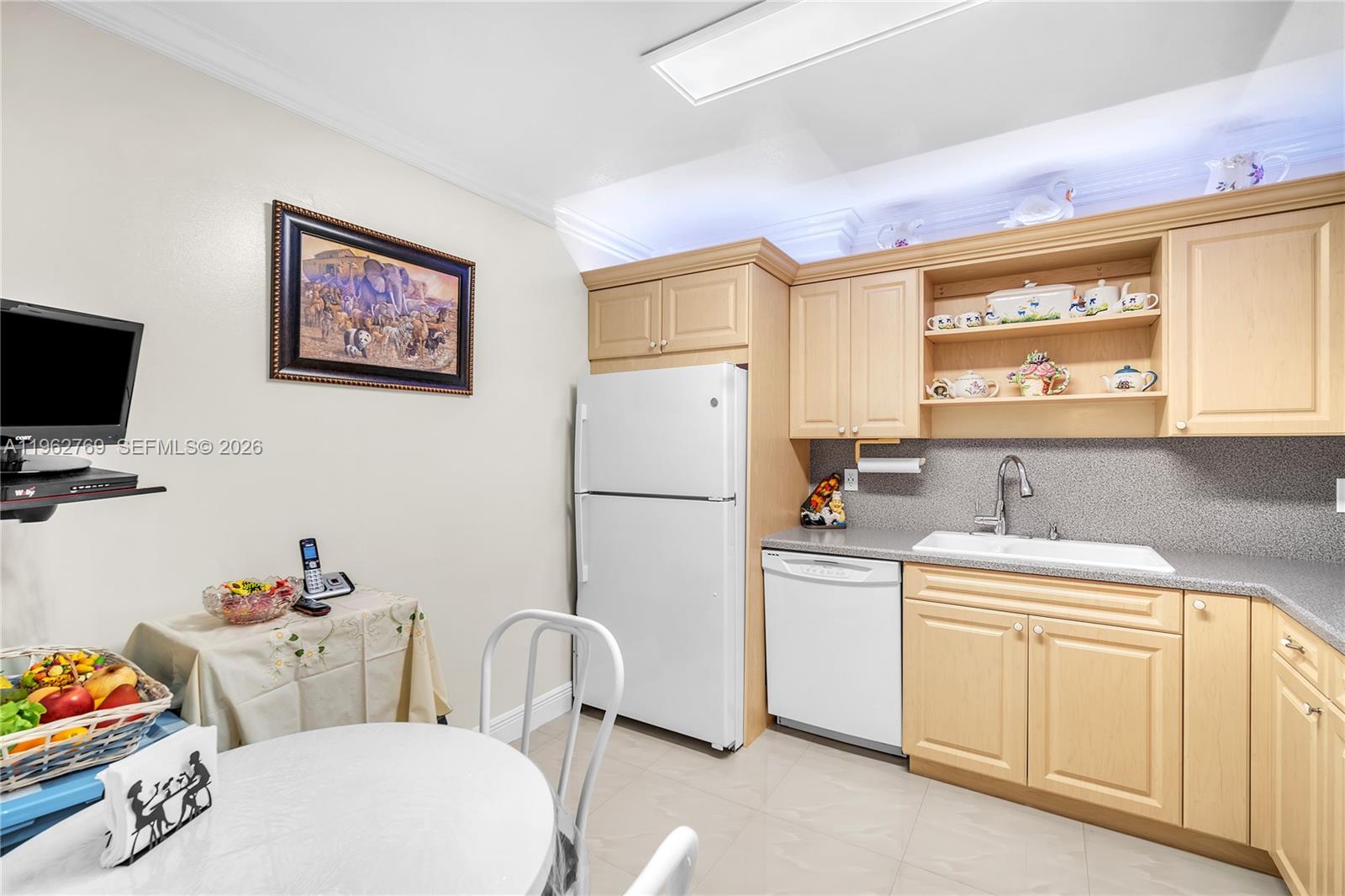 MANORS OF INVERRARY I-5 - Residential