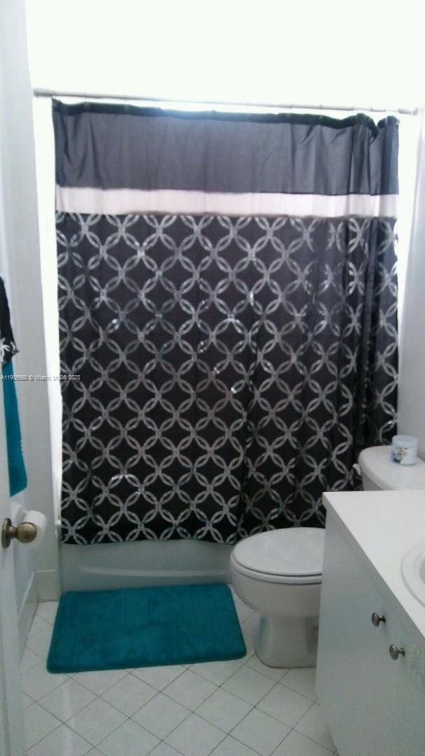 VILLAS AT CARMEL CONDO NO - Residential