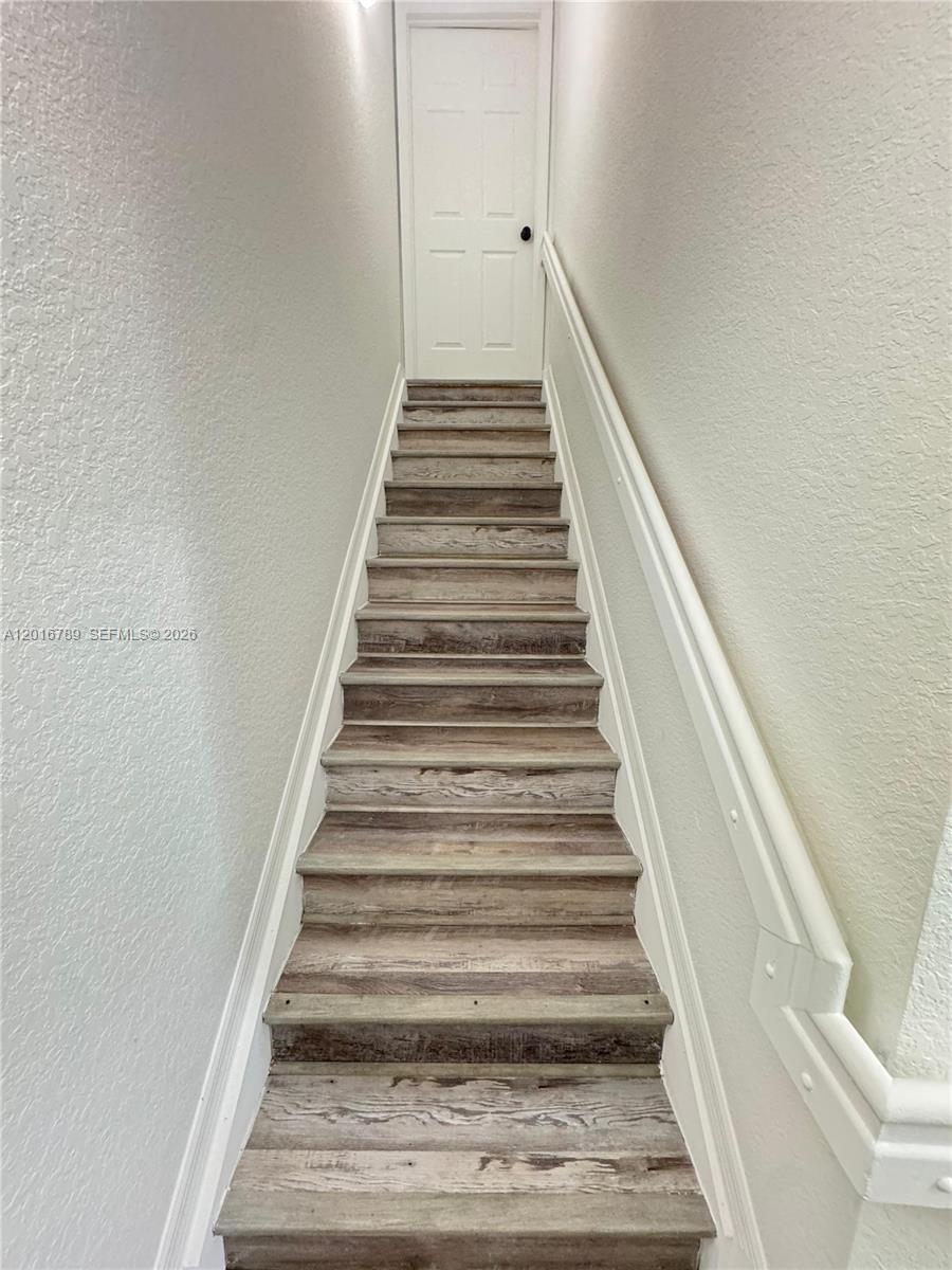 PRESERVE AT BOYNTON BEACH - Residential Lease