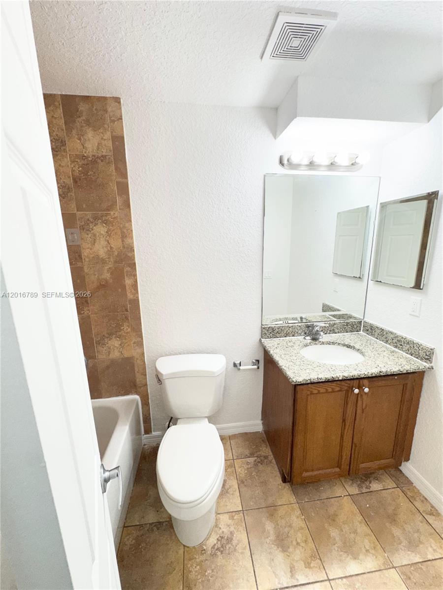 PRESERVE AT BOYNTON BEACH - Residential Lease