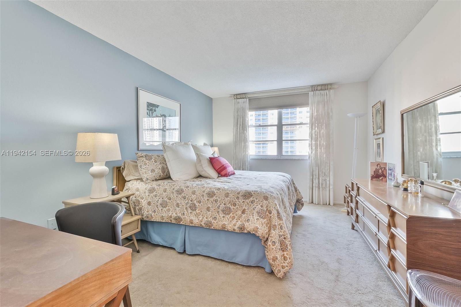 ARLEN HOUSE WEST CONDO - Residential