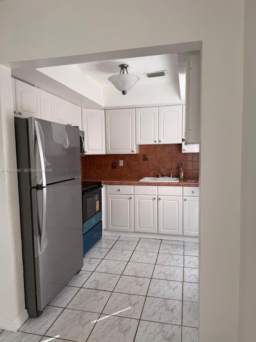 PATTERSON PARK 3 ADD - Residential Lease