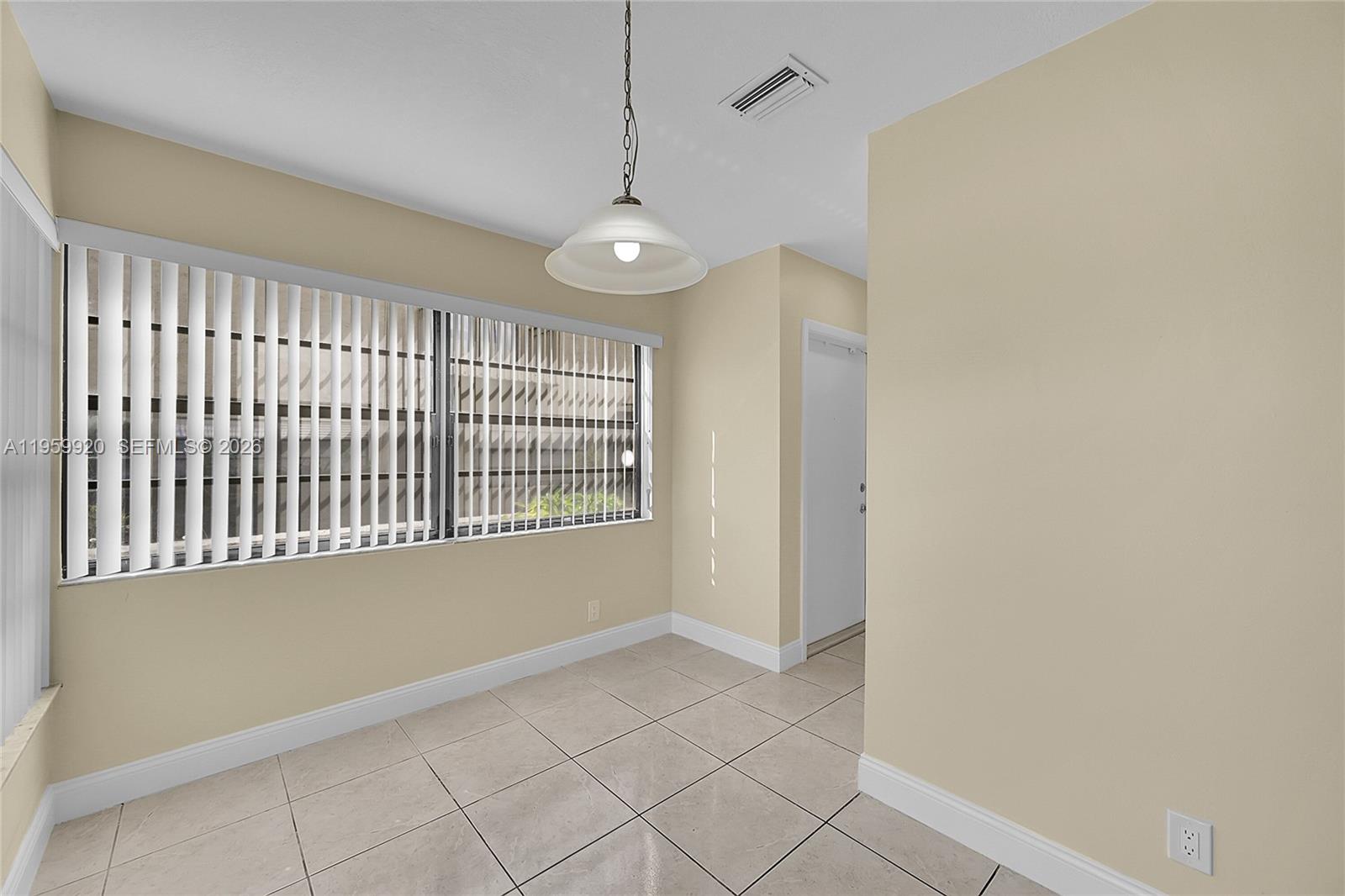 PALM SPRINGS VILLAGE COND - Residential