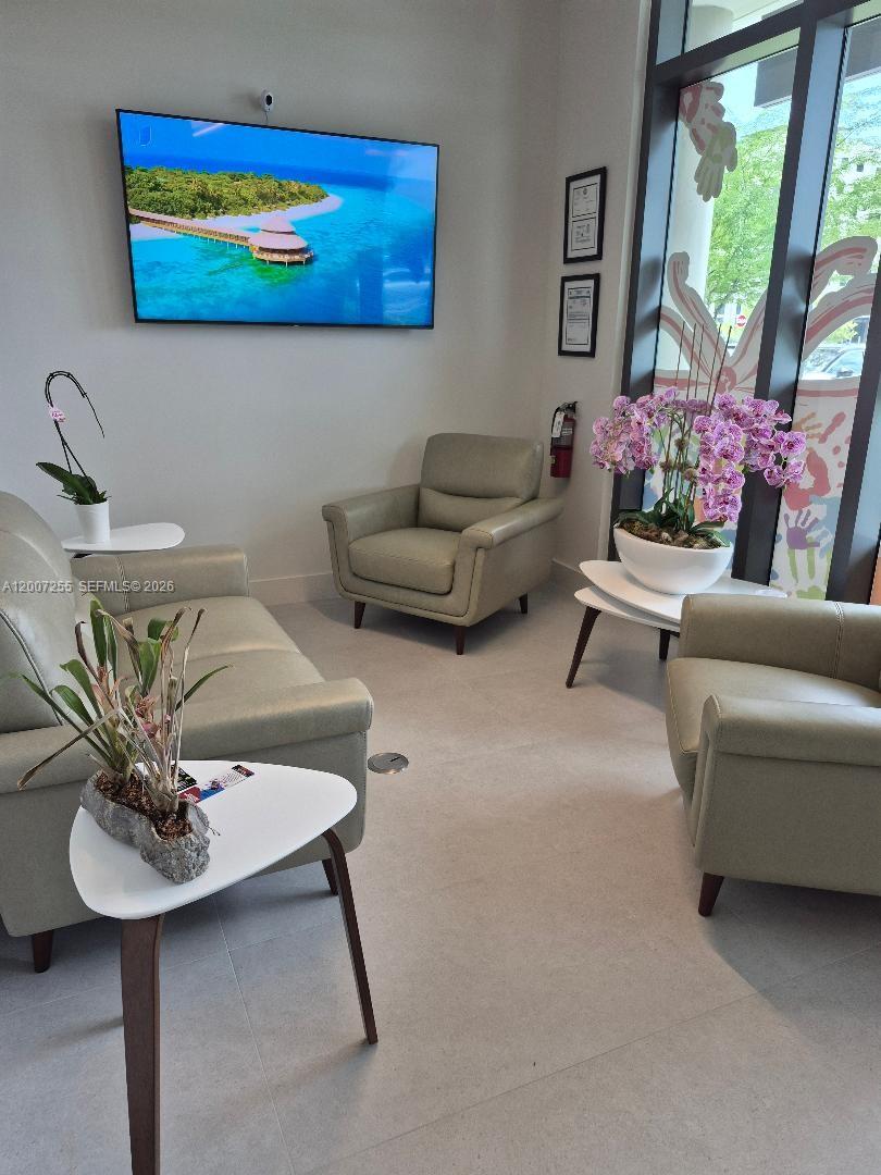 1695 NW 110th Ave 106