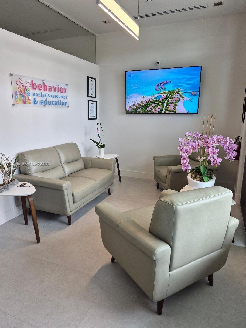 1695 NW 110th Ave 106