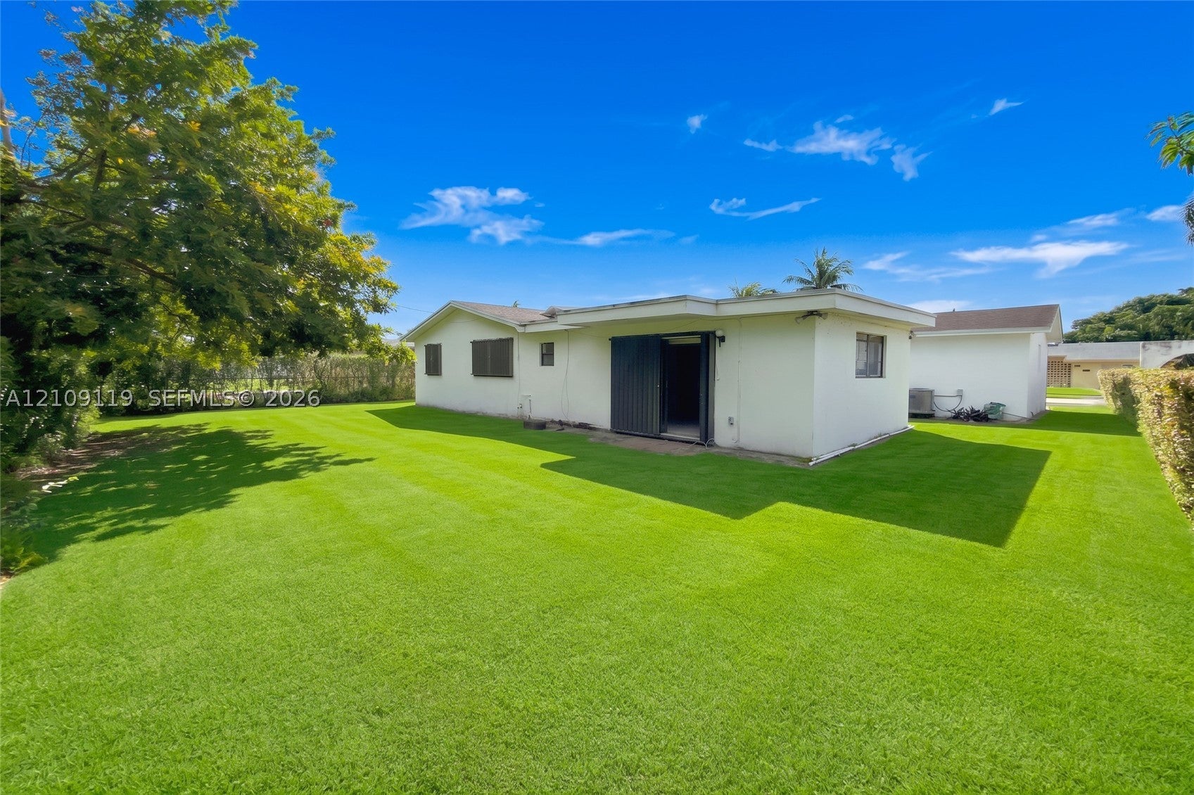 445 NW 202nd Ter